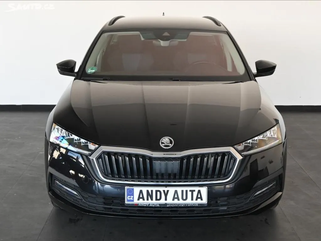 Škoda Octavia 2,0 TDi 110kW DSG Ambition Zár Image 2