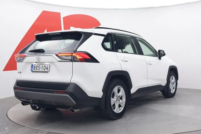 Toyota RAV4 2,0 VVT-iE Active Multidrive S - / Navi / Koukku / Tutkat / Lohkolämmitin / Toyota approved auto / Adaptiivinen cruise / Kamera / Image 5