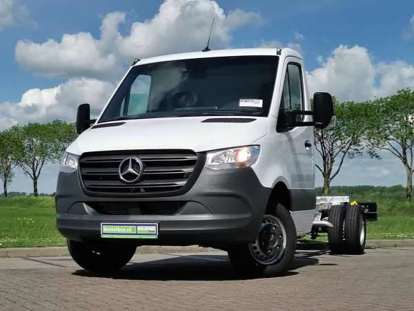 Mercedes-Benz Sprinter 519 CDI 3.0 LTR 6 CYL! Image 1