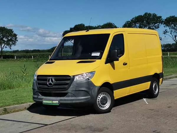 Mercedes-Benz Sprinter 211 CDI Image 2